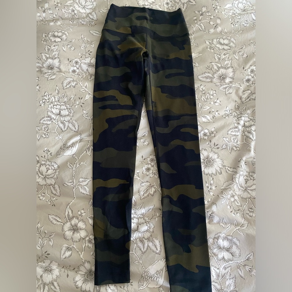 Camo PINK leggings